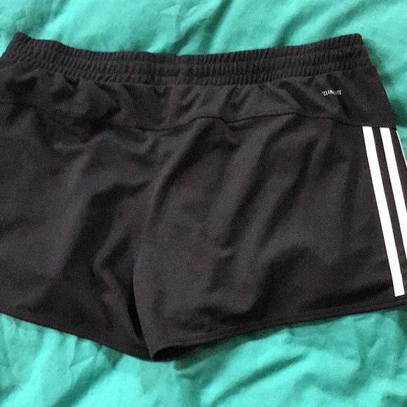 Adidas shorts size Large (Climamite)make me an offer ;) - Picture 4 of 4